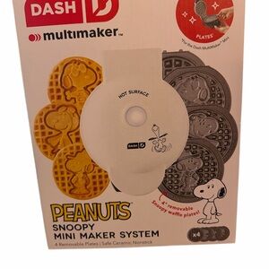 Dash Snoopy Mini Maker with Removable Plates
